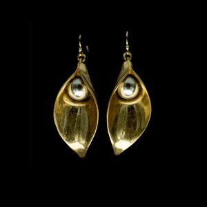 LULU FROST JARDIN PEARL HOOK EARRINGS NWOT - JETPFH1